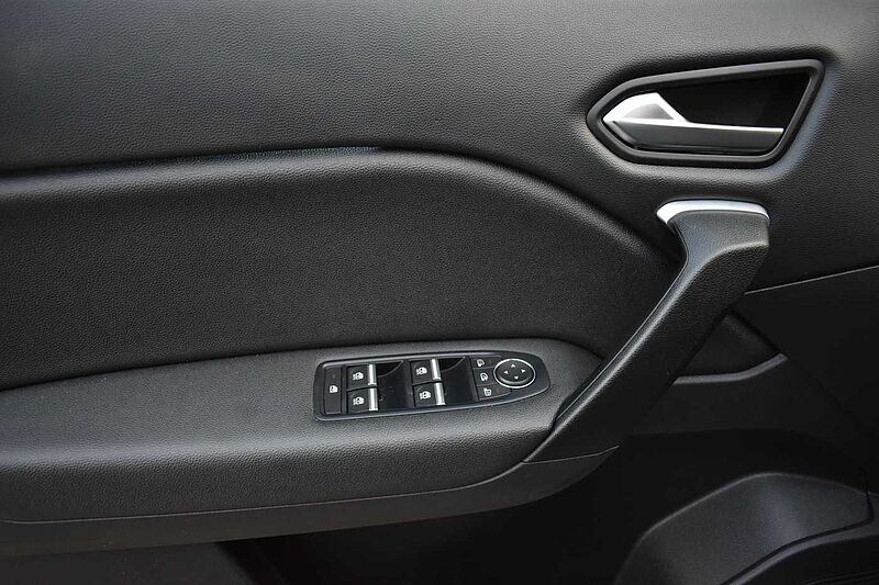 Renault Captur Intens TCe 140 EDC-Automatik