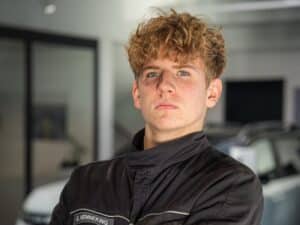 dustin-henneking Azubi zum KFZ-Mechatroniker Dustin Henneking